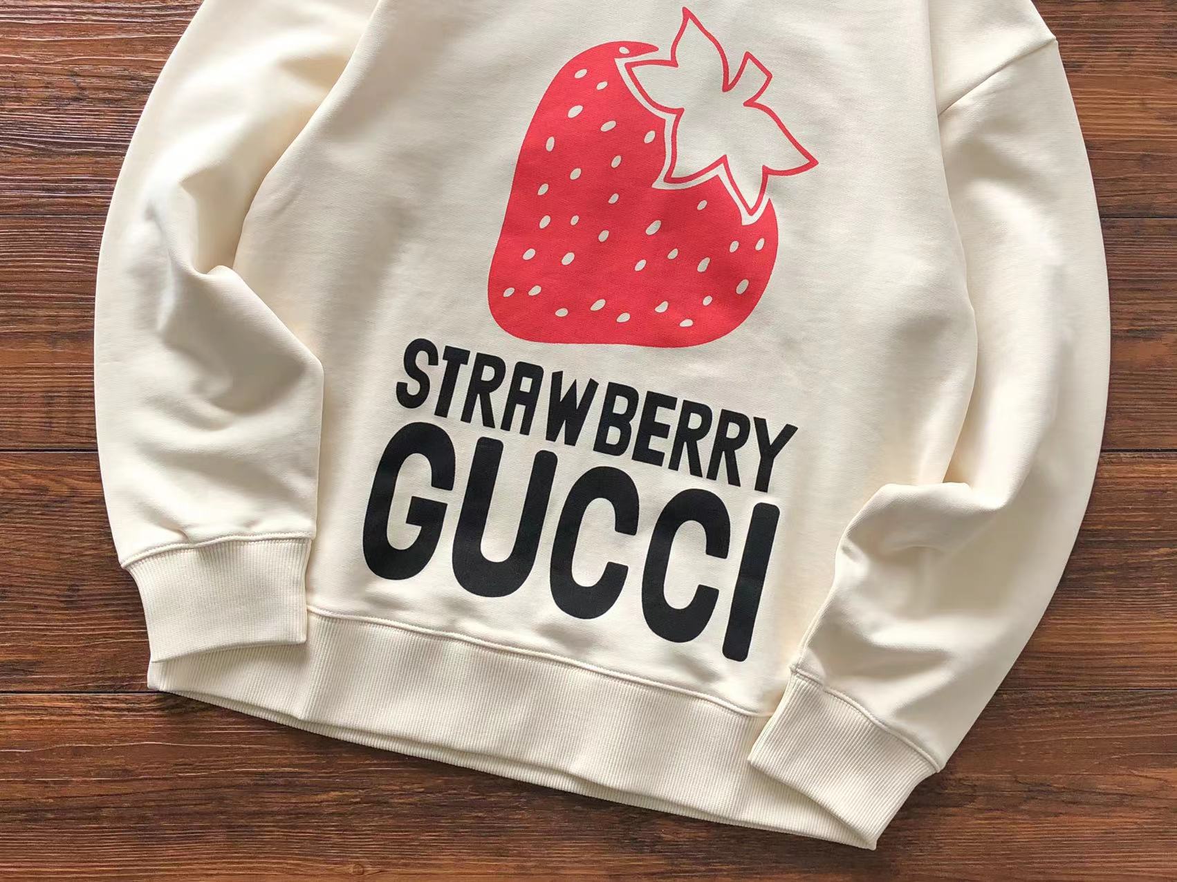 Gucci Sweatshirt