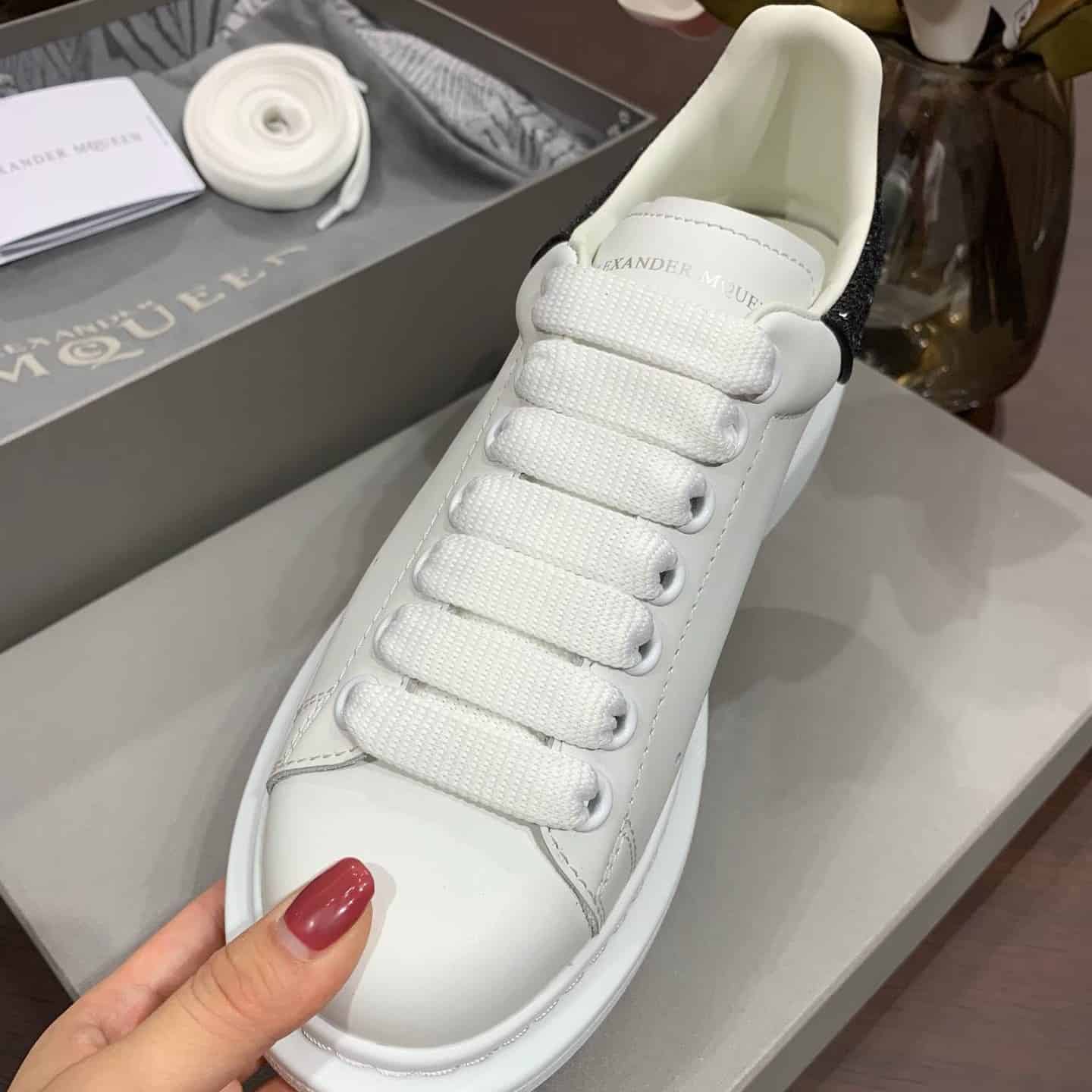 Alexander Mcqueen Sneaker Dupe - AM18