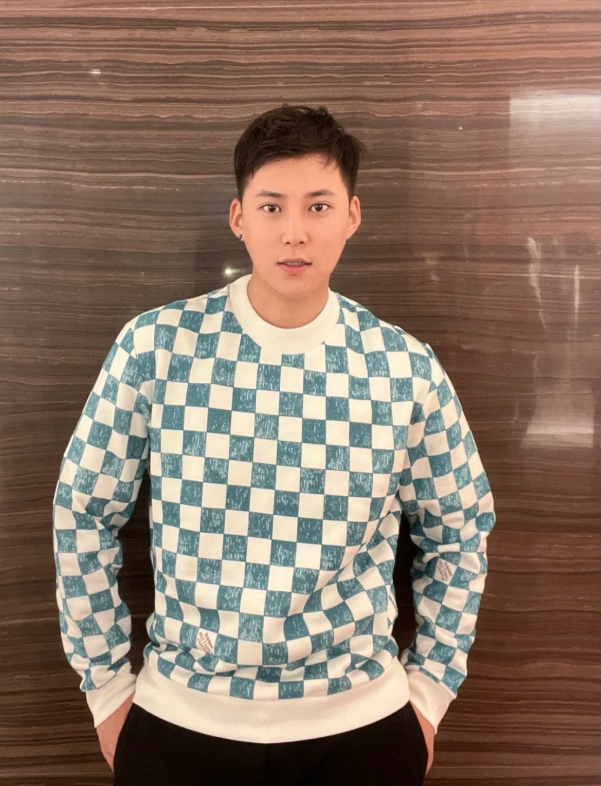 Louis Vuitton Sweatshirt