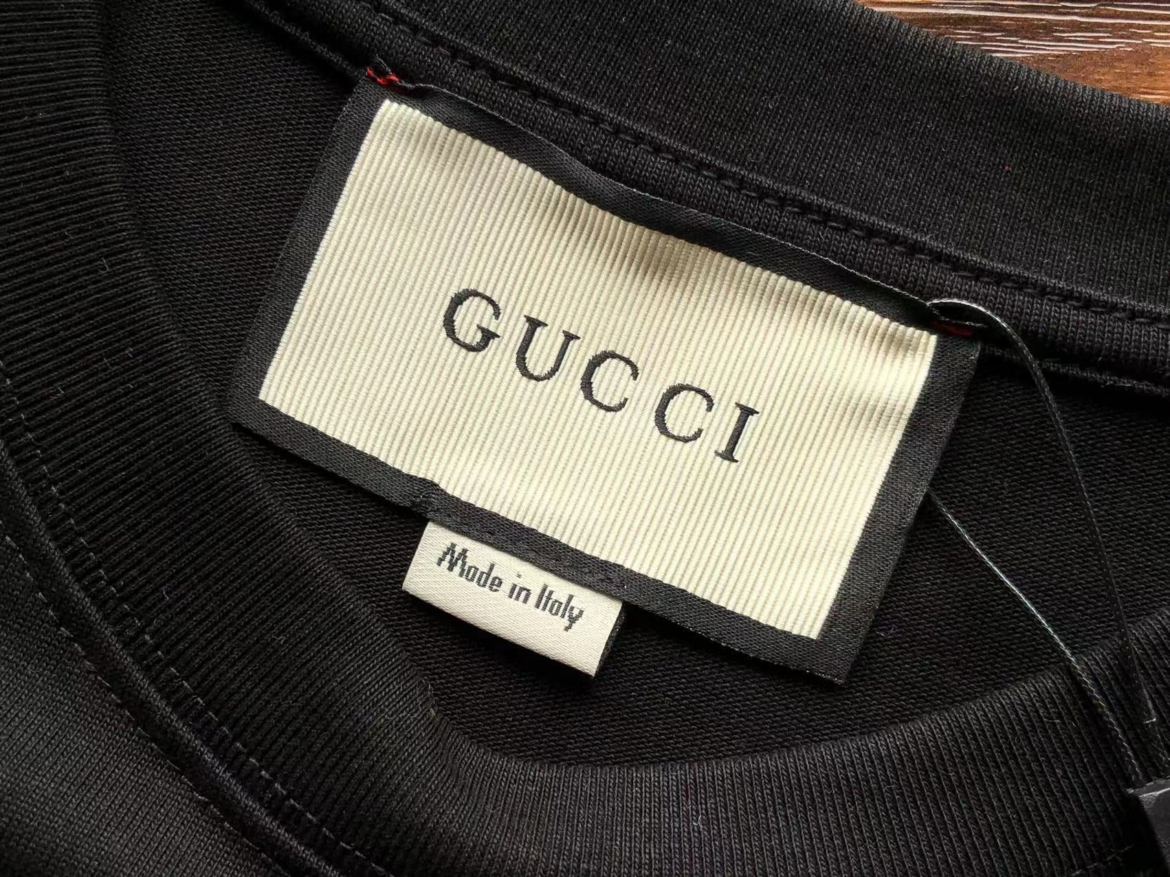 Gucci T-shirt