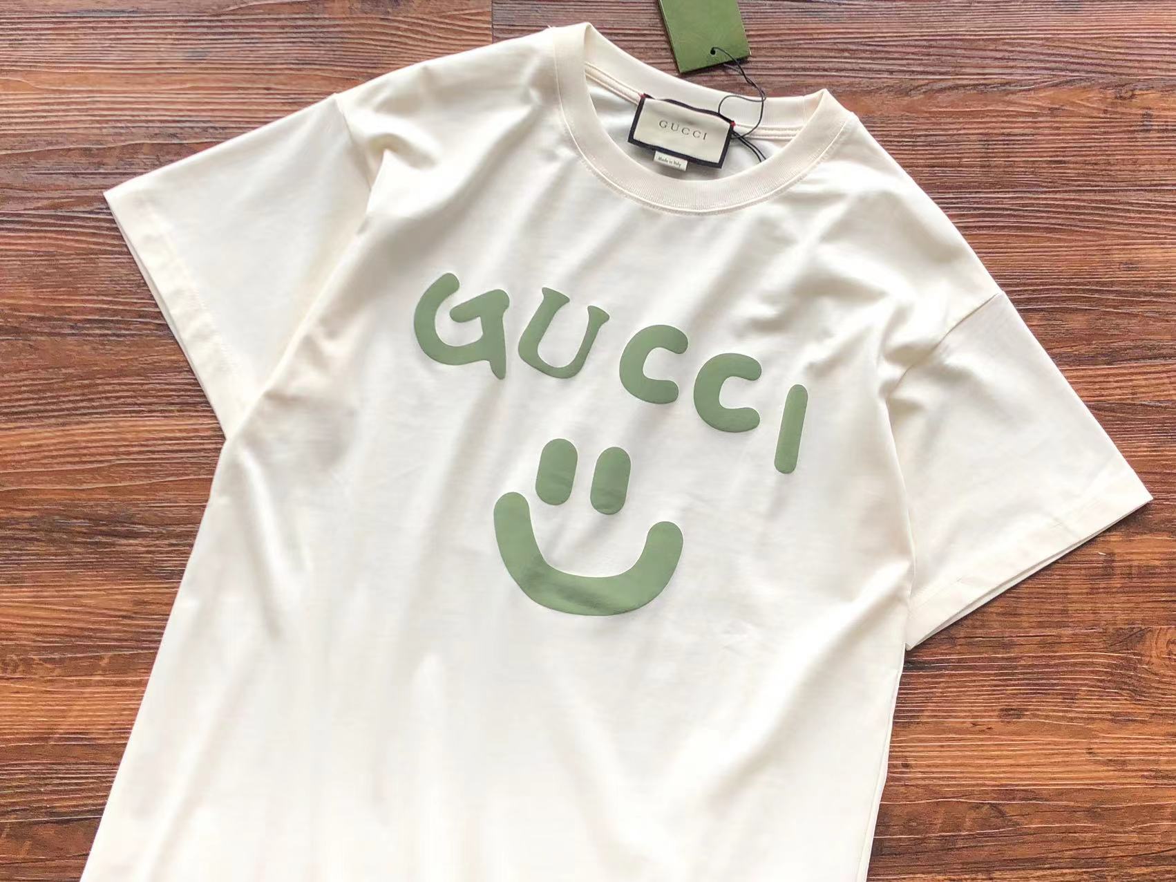 Gucci T-shirt