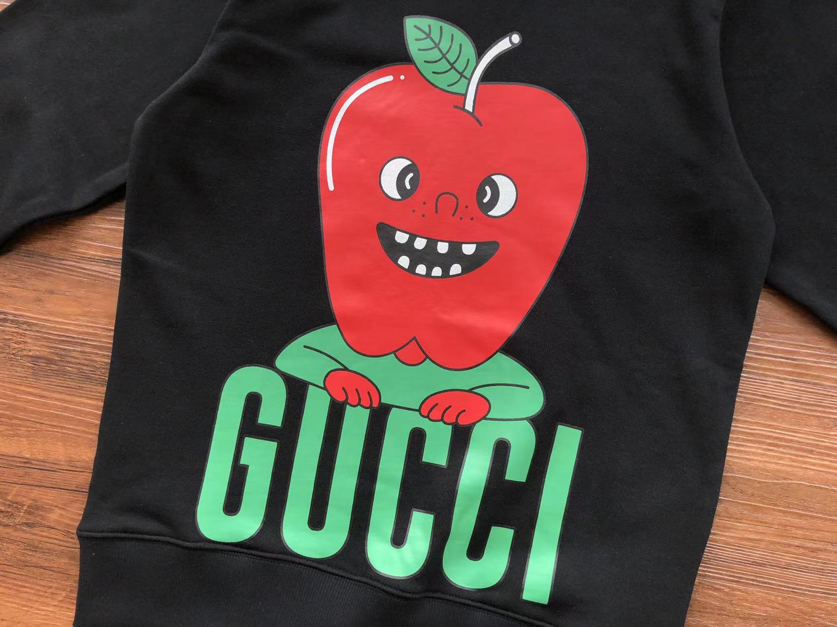 Gucci Sweatshirt