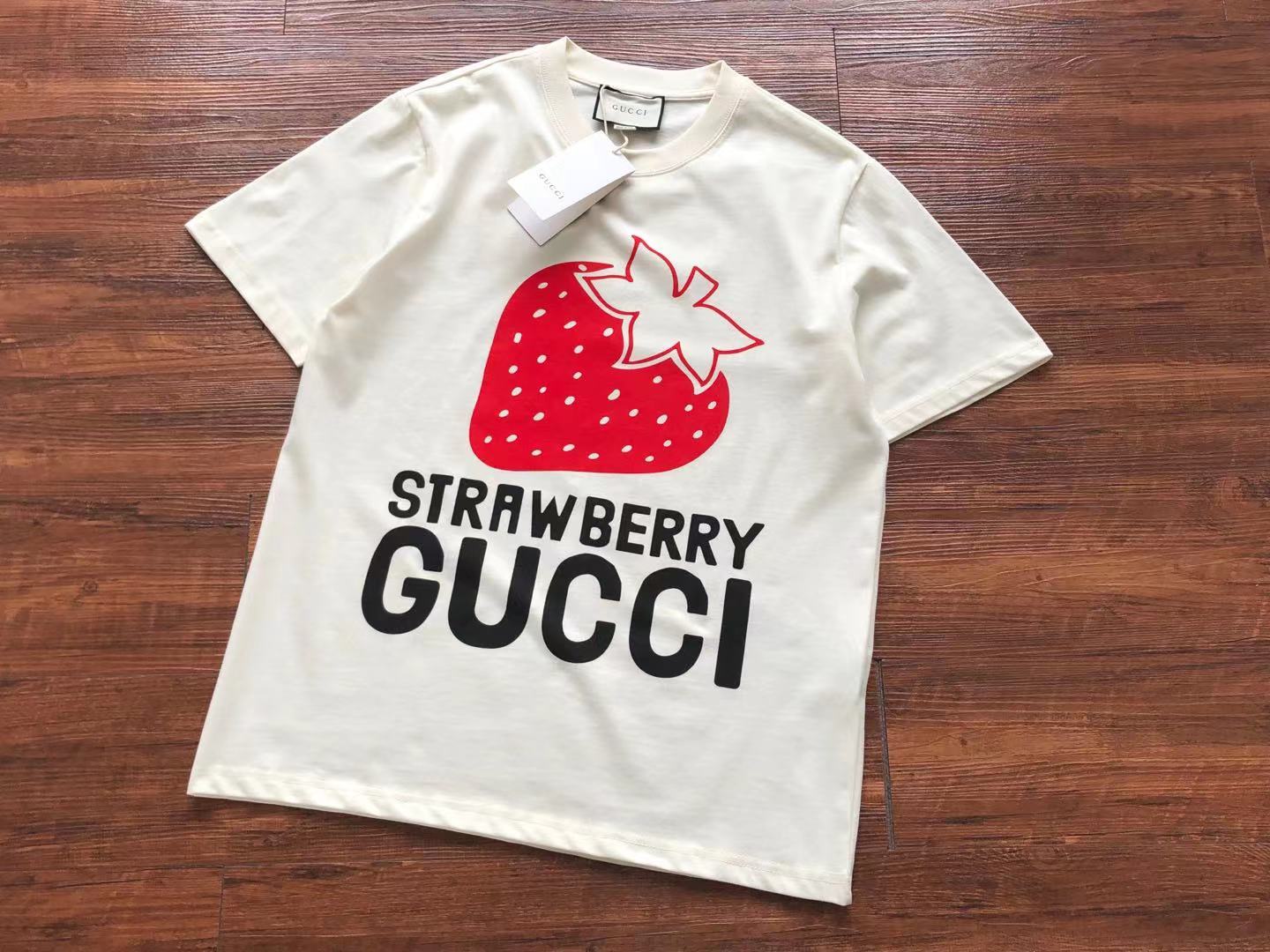 Gucci T-shirt