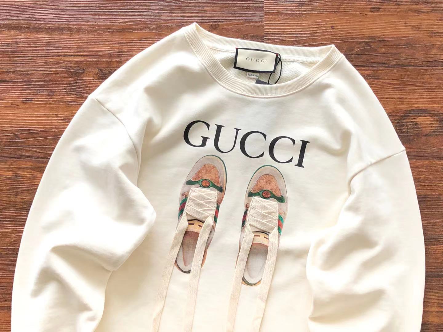Gucci Sweatshirt