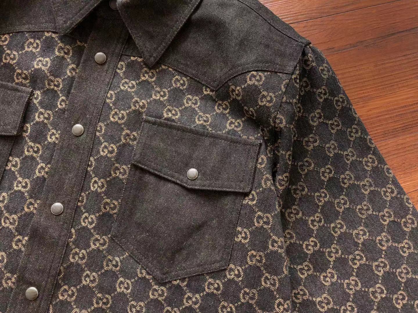 Gucci Long Sleeve Shirt
