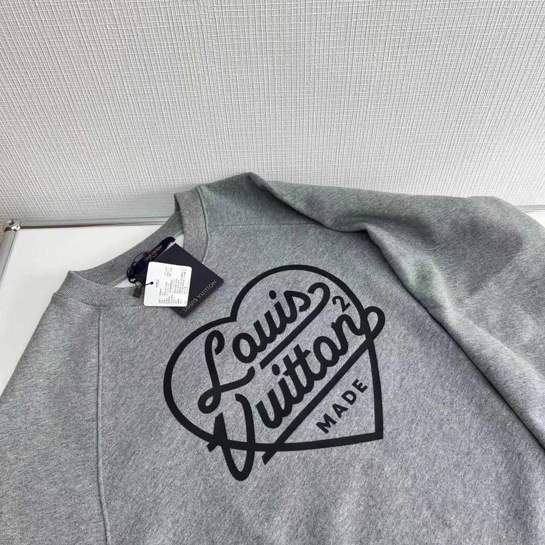 Louis Vuitton Sweatshirt