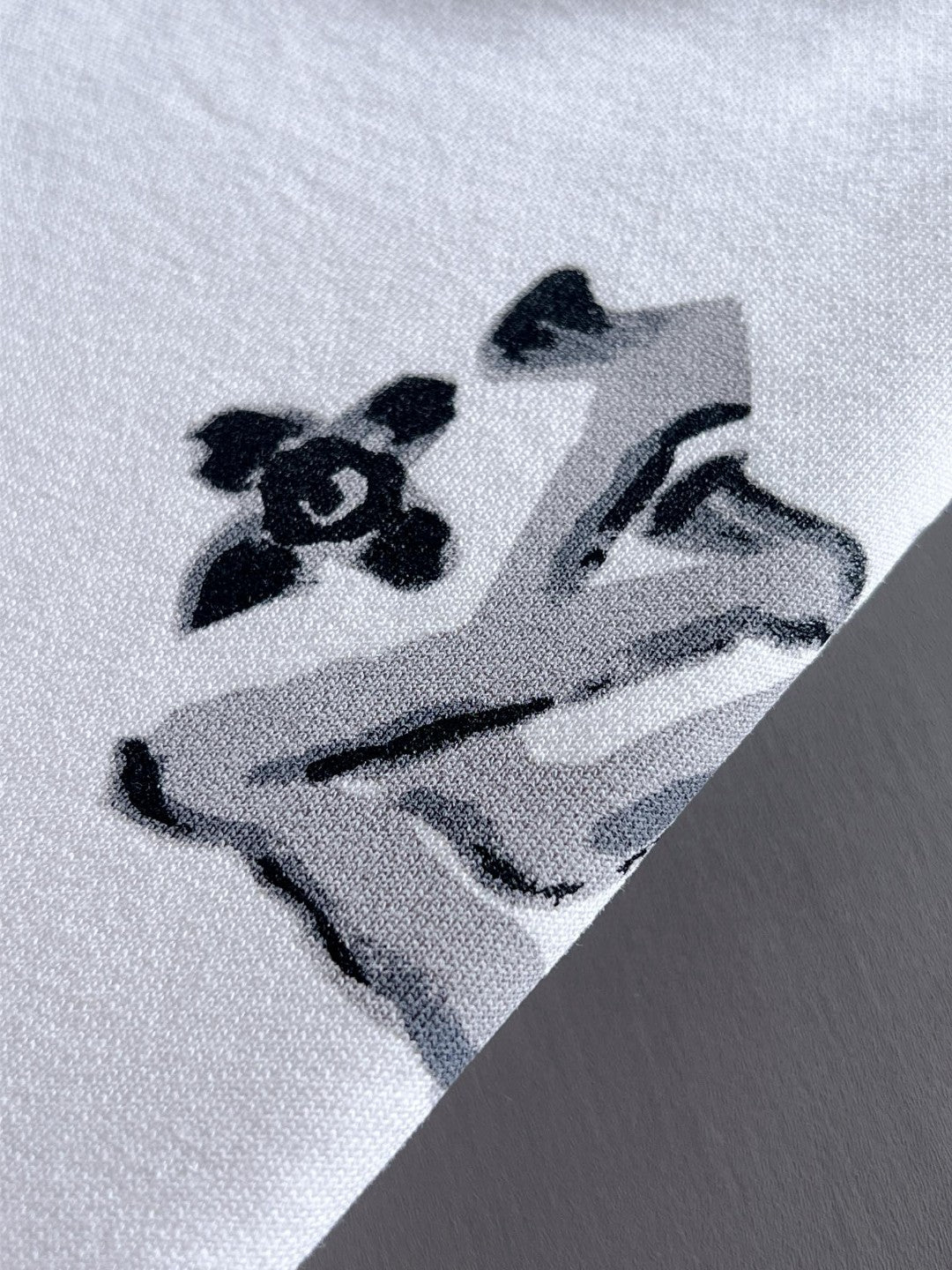 Louis Vuitton Sweatshirt