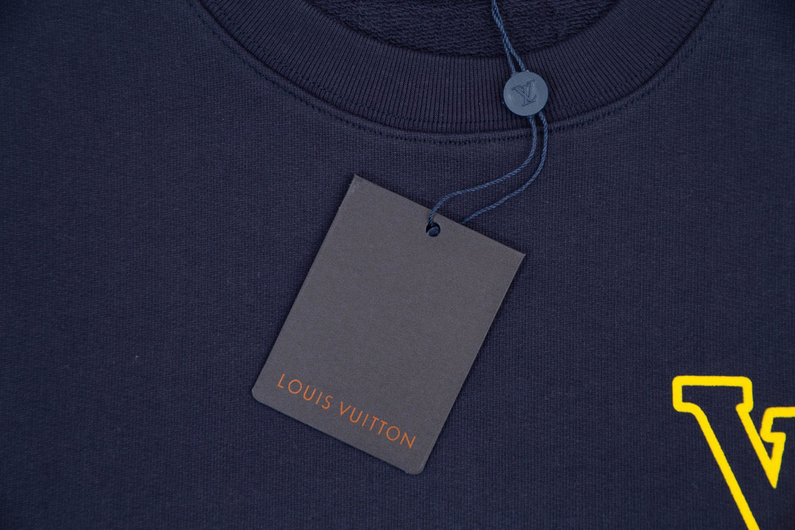 Louis Vuitton Sweatshirt