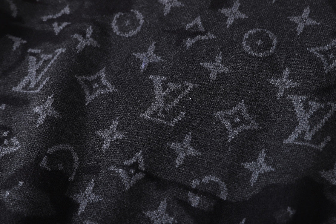 Louis Vuitton Sweatshirt