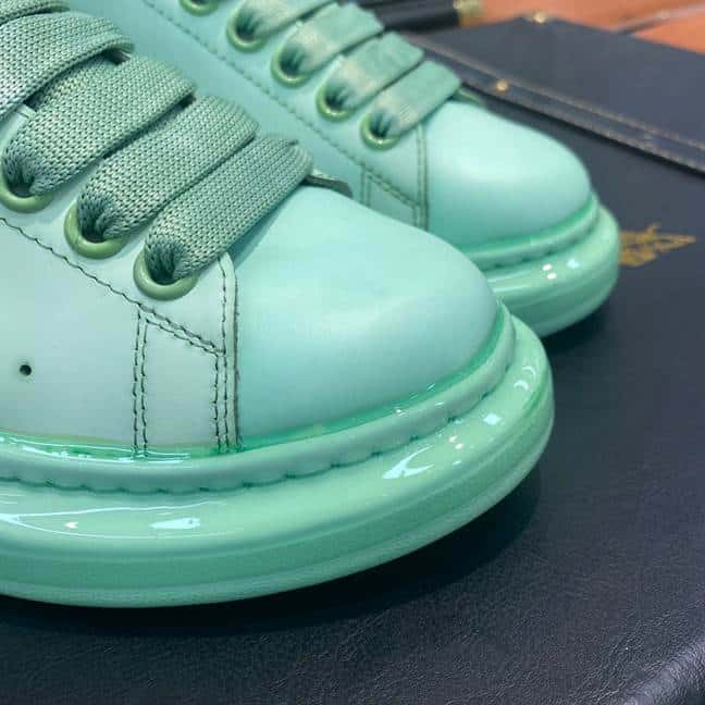 ALEXANDER MCQUEEN SNEAKER   AM11