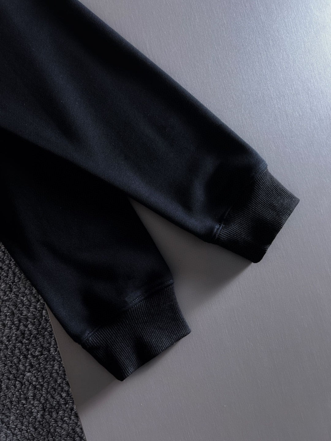 Louis Vuitton Sweatshirt