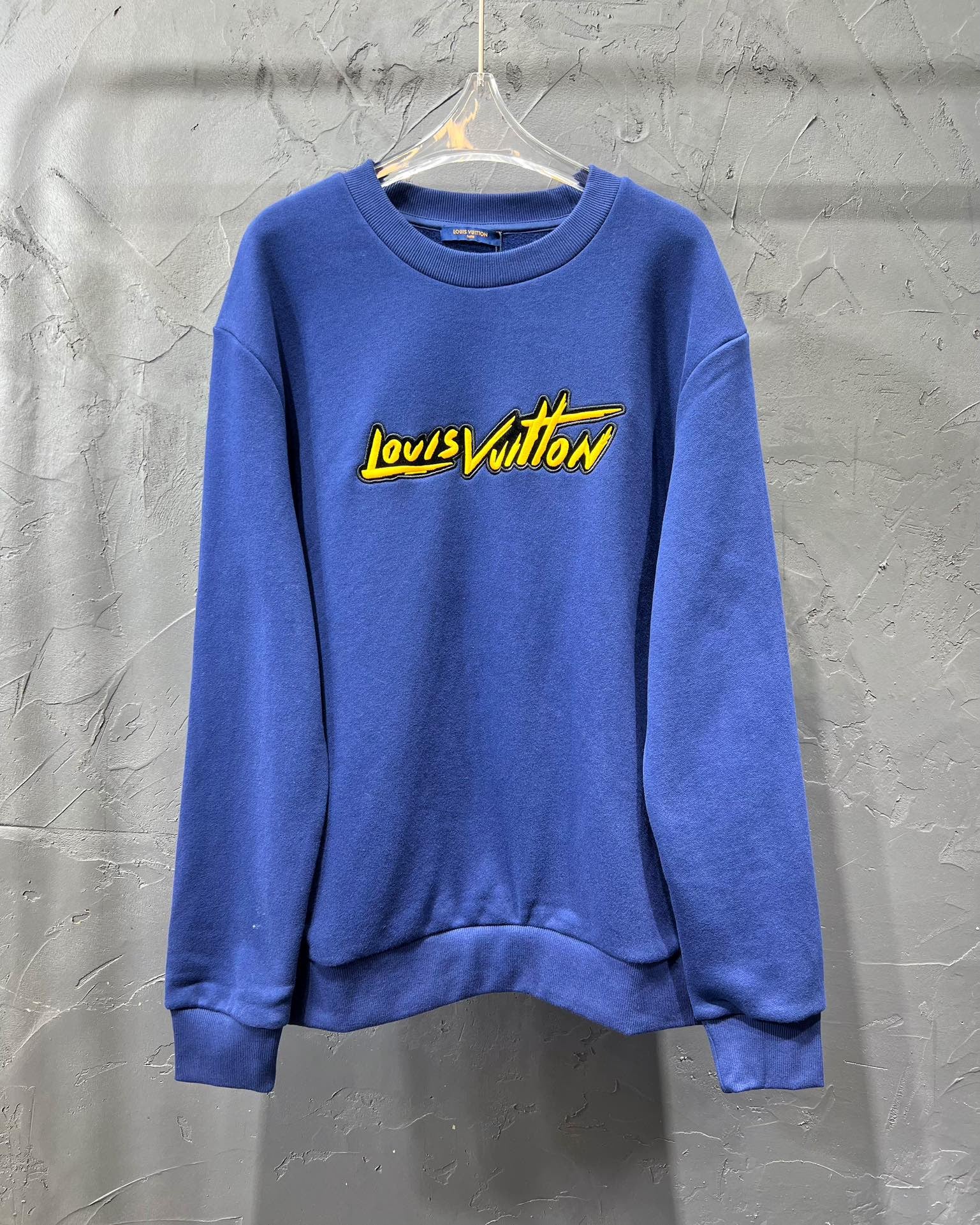 Louis Vuitton Sweatshirt