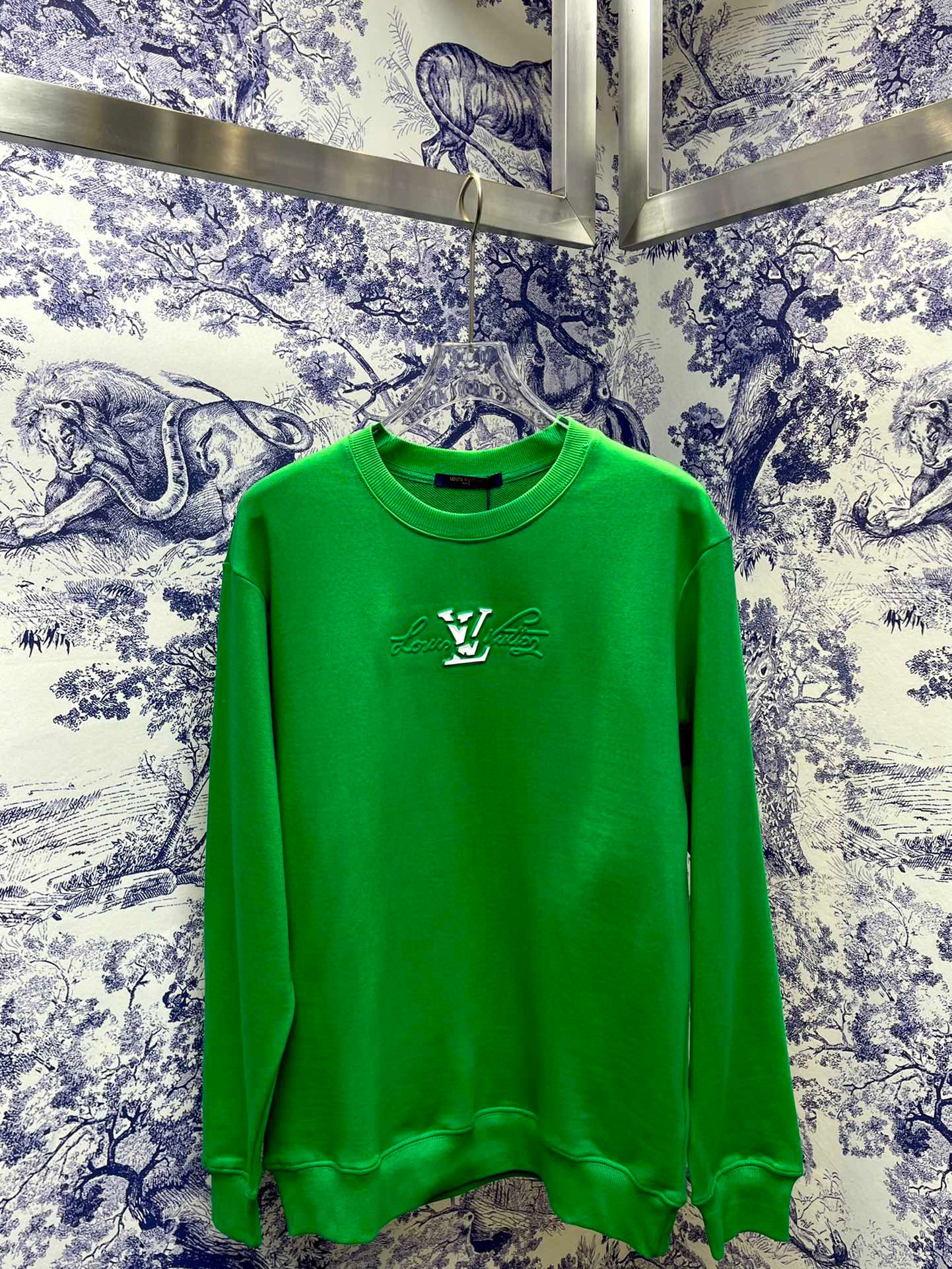 Louis Vuitton Sweatshirt