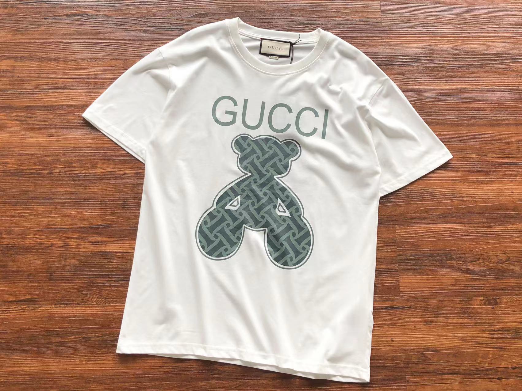 Gucci T-shirt