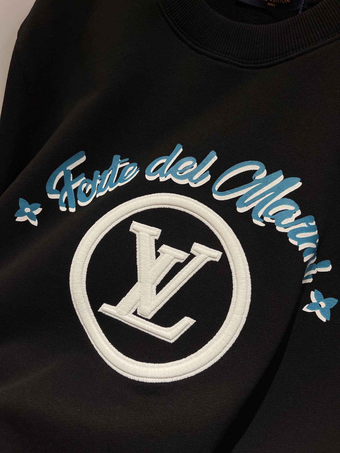 Louis Vuitton Sweatshirt