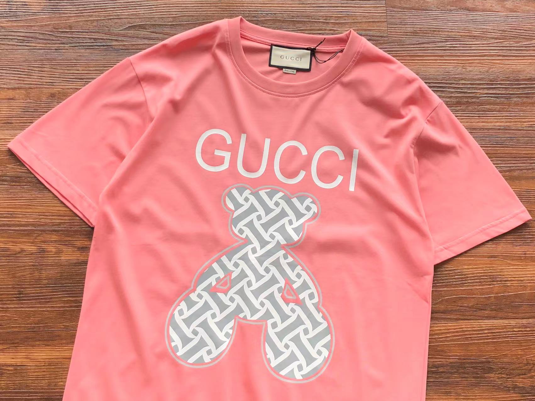Gucci T-shirt