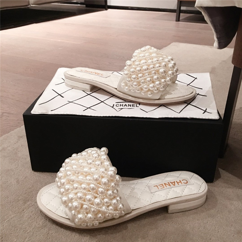 Chanel Dupe Shoes sandals with pearls white