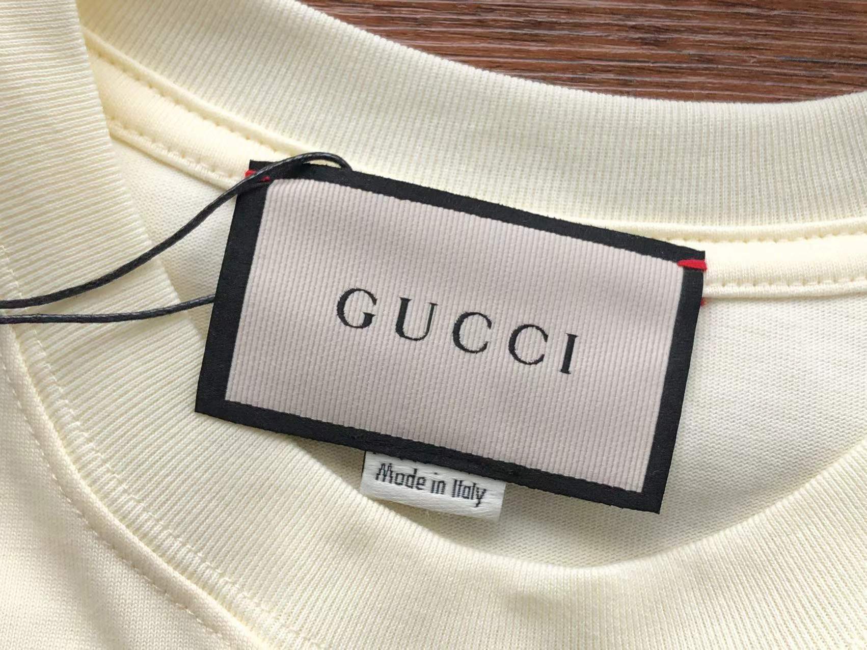 Gucci T-shirt