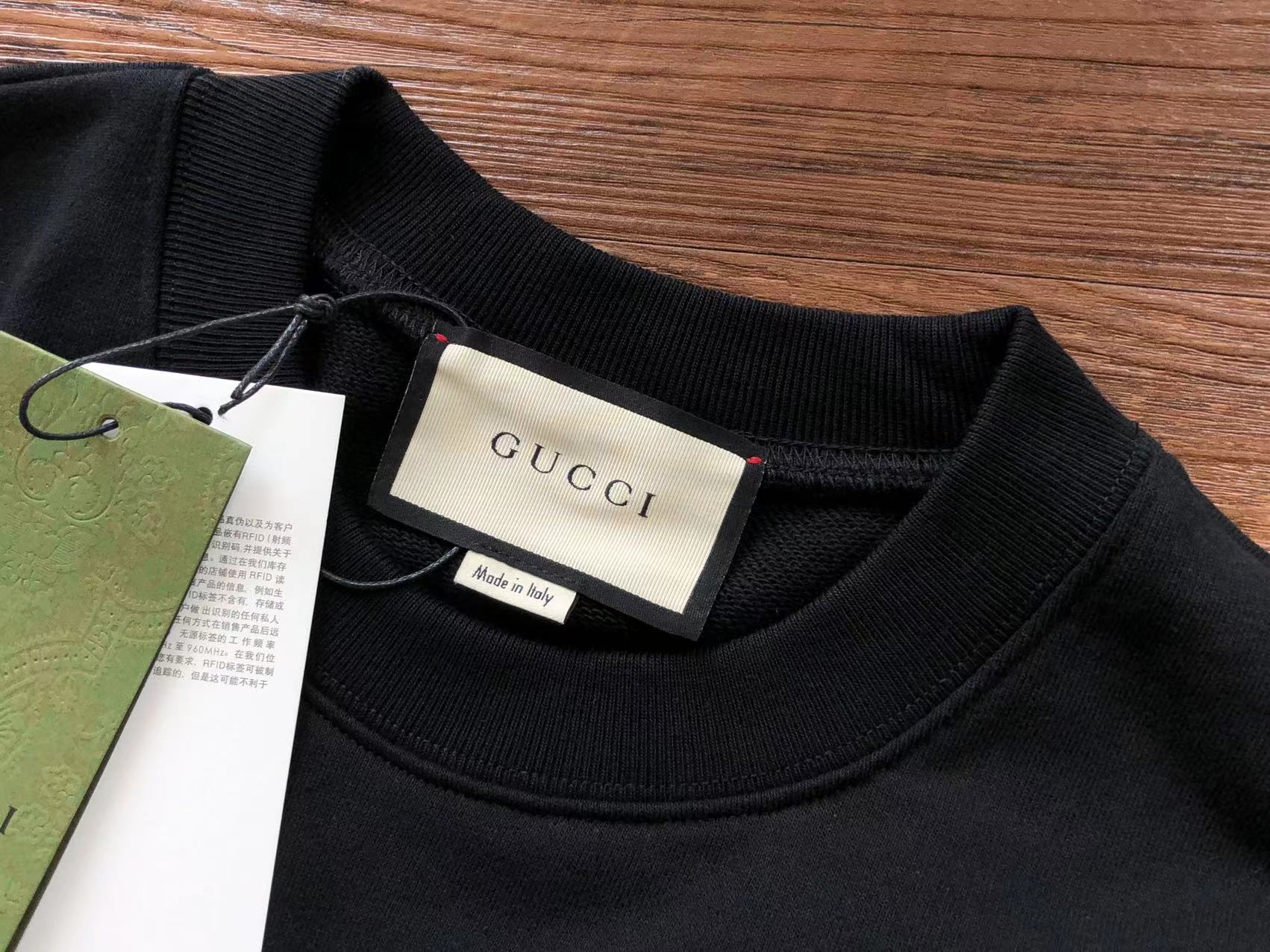 Gucci Sweatshirt