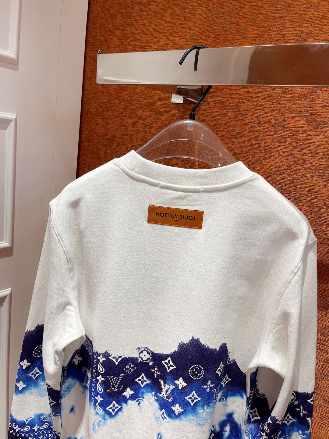 Louis Vuitton Sweatshirt