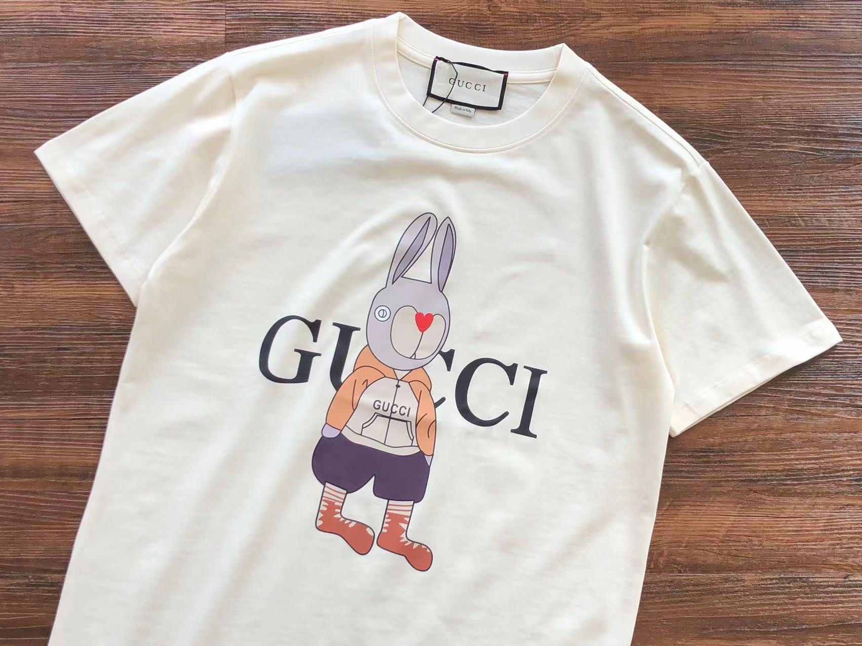 Gucci T-shirt