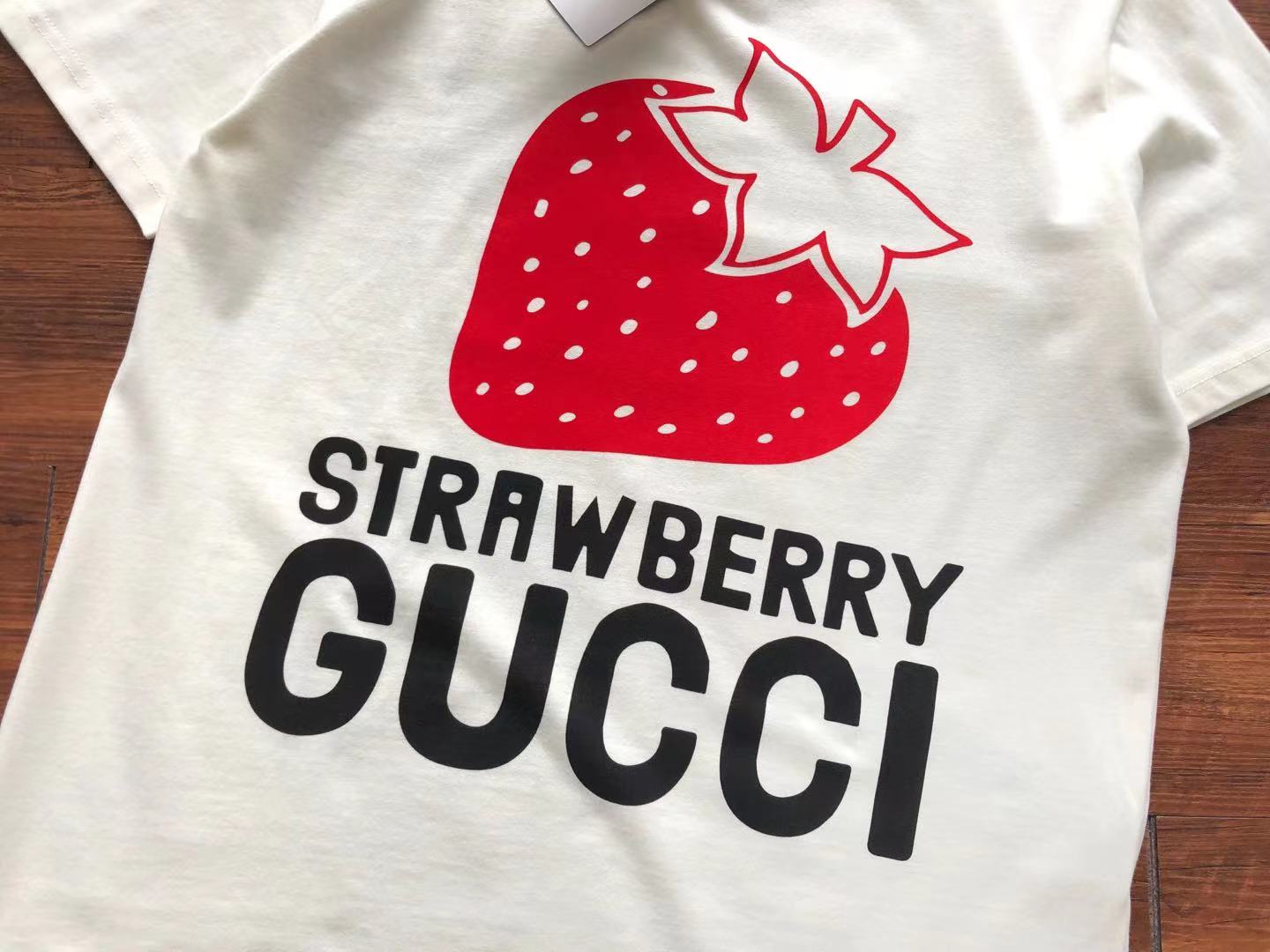Gucci T-shirt