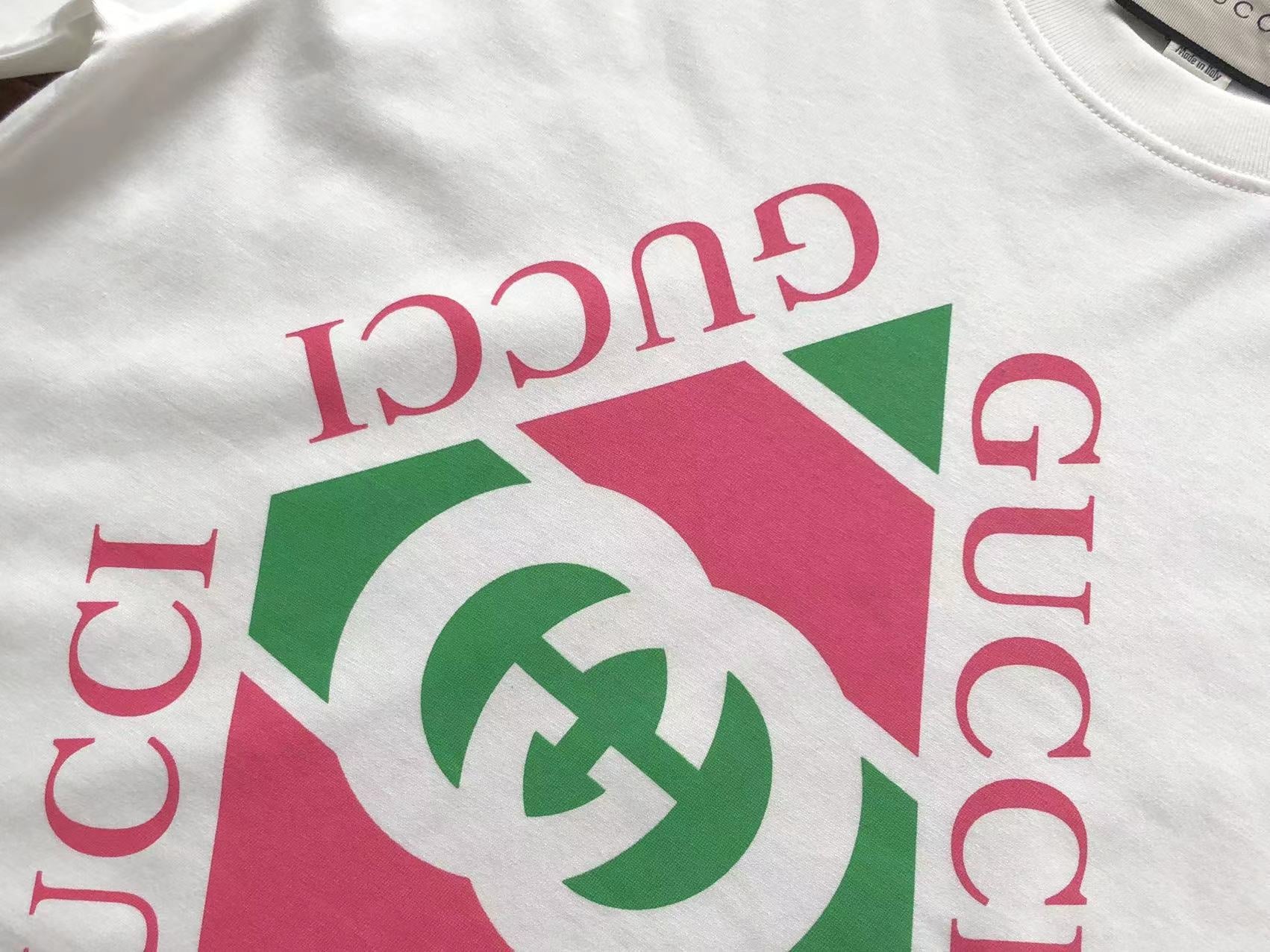 Gucci T-shirt