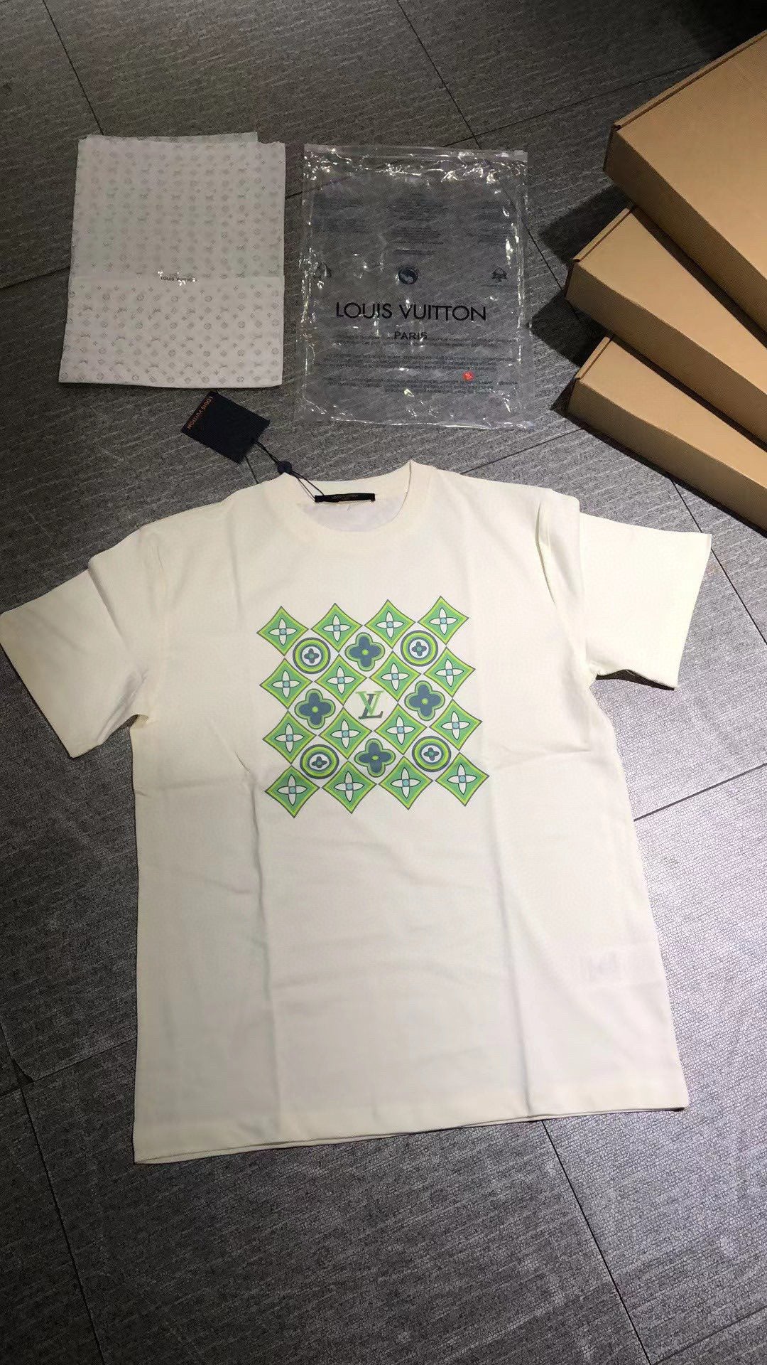 Louis Vuitton T-shirt
