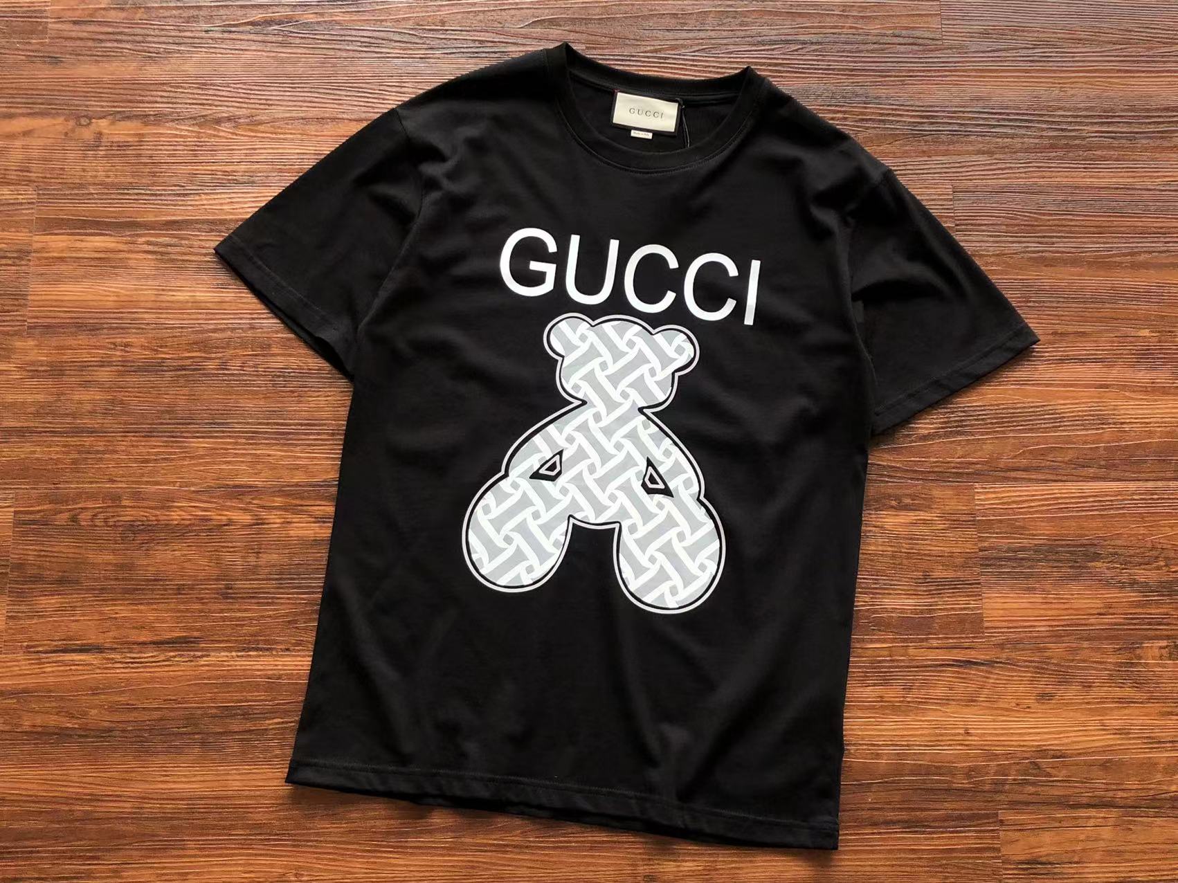 Gucci T-shirt