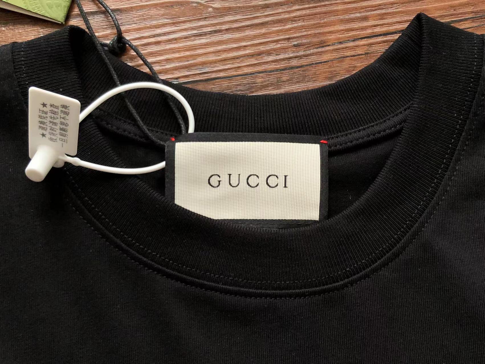 Gucci T-shirt