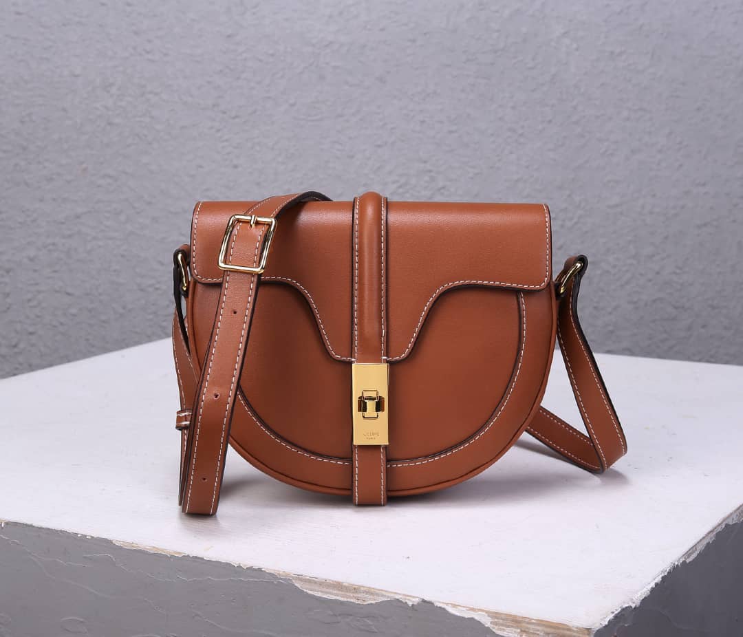 Celine Small Besace 16 Cowhide Replica Saddle Bag