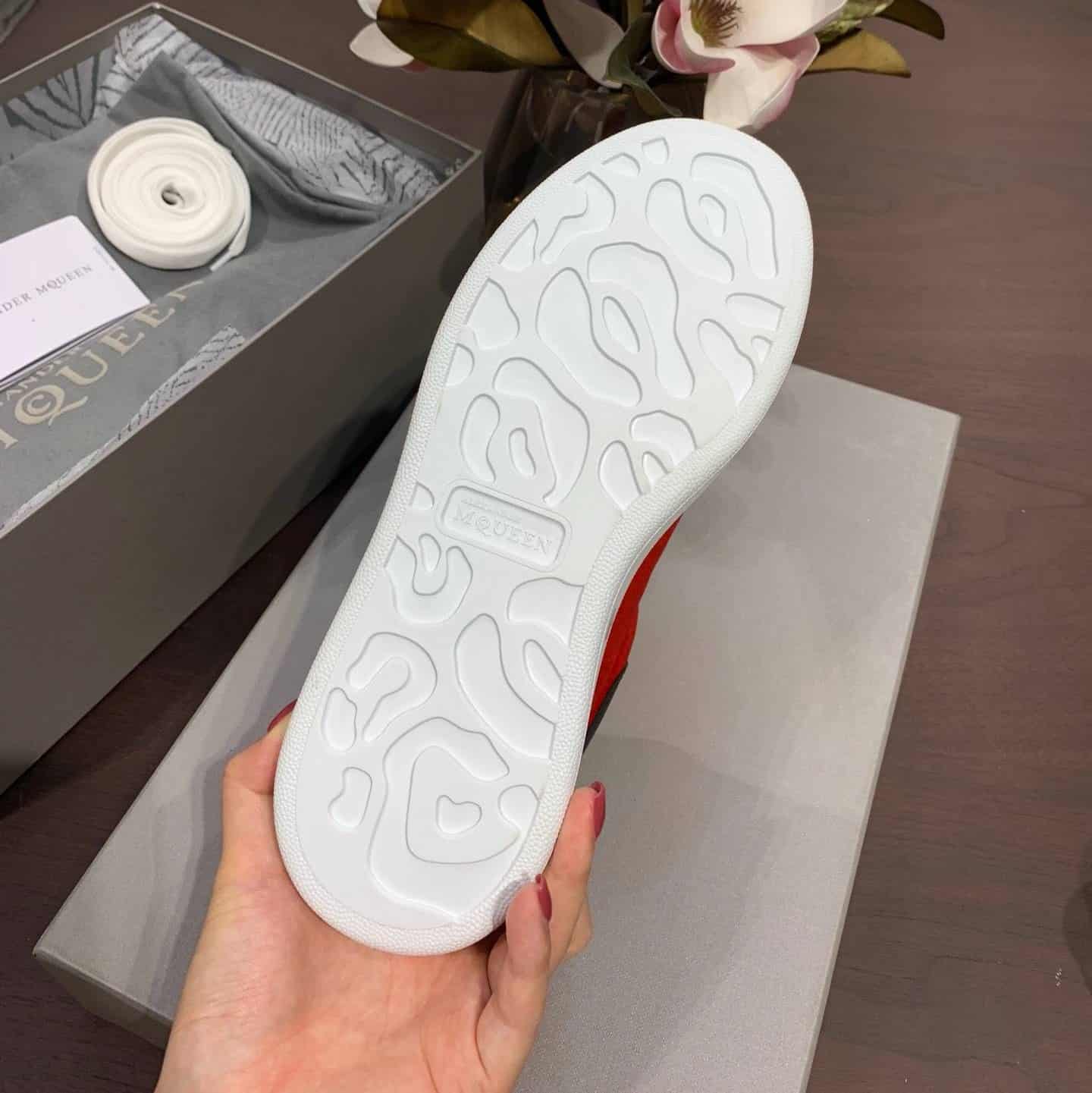 Alexander Mcqueen Sneaker Dupe - AM6