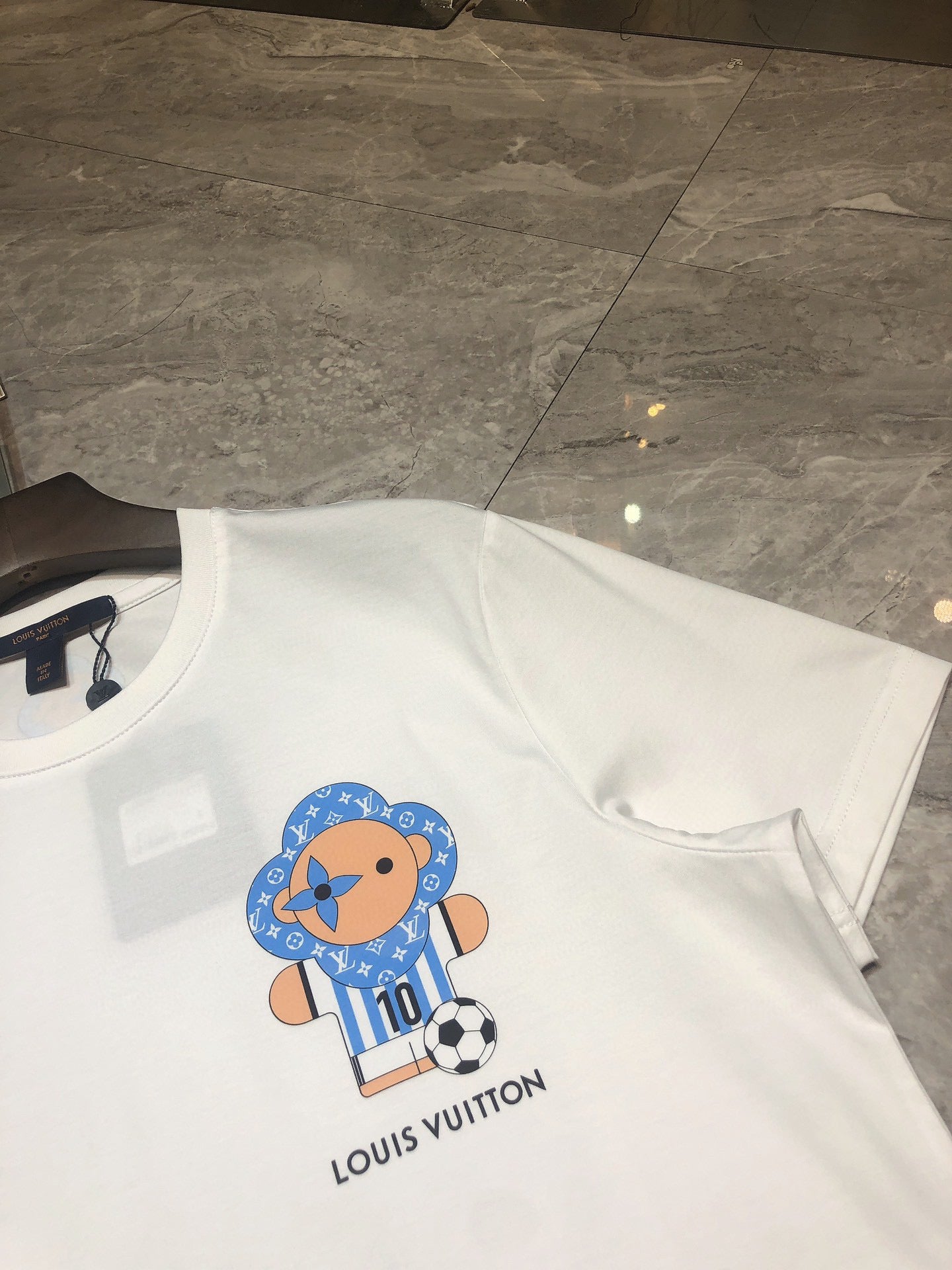 Louis Vuitton T-shirt