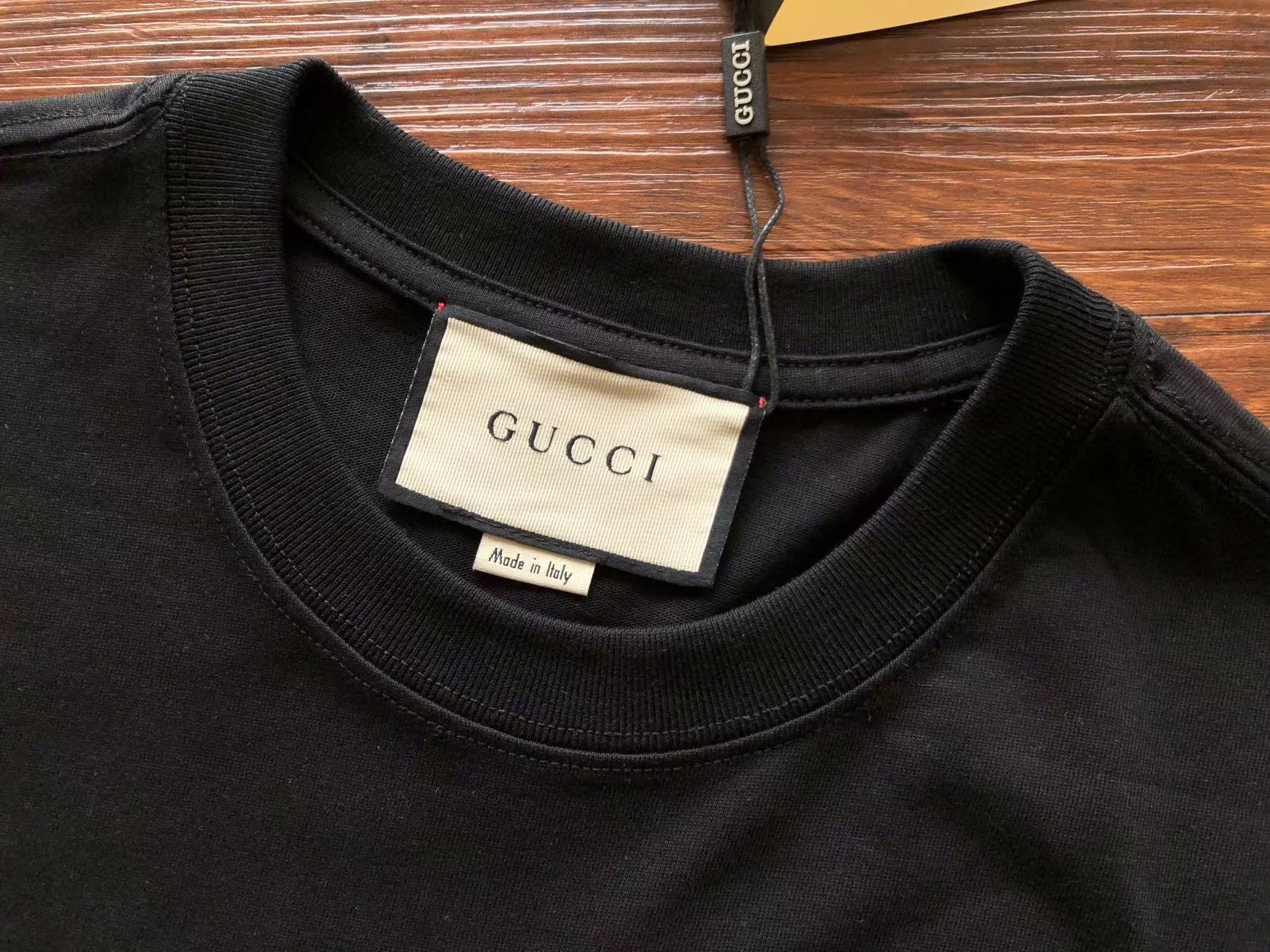 Gucci T-shirt