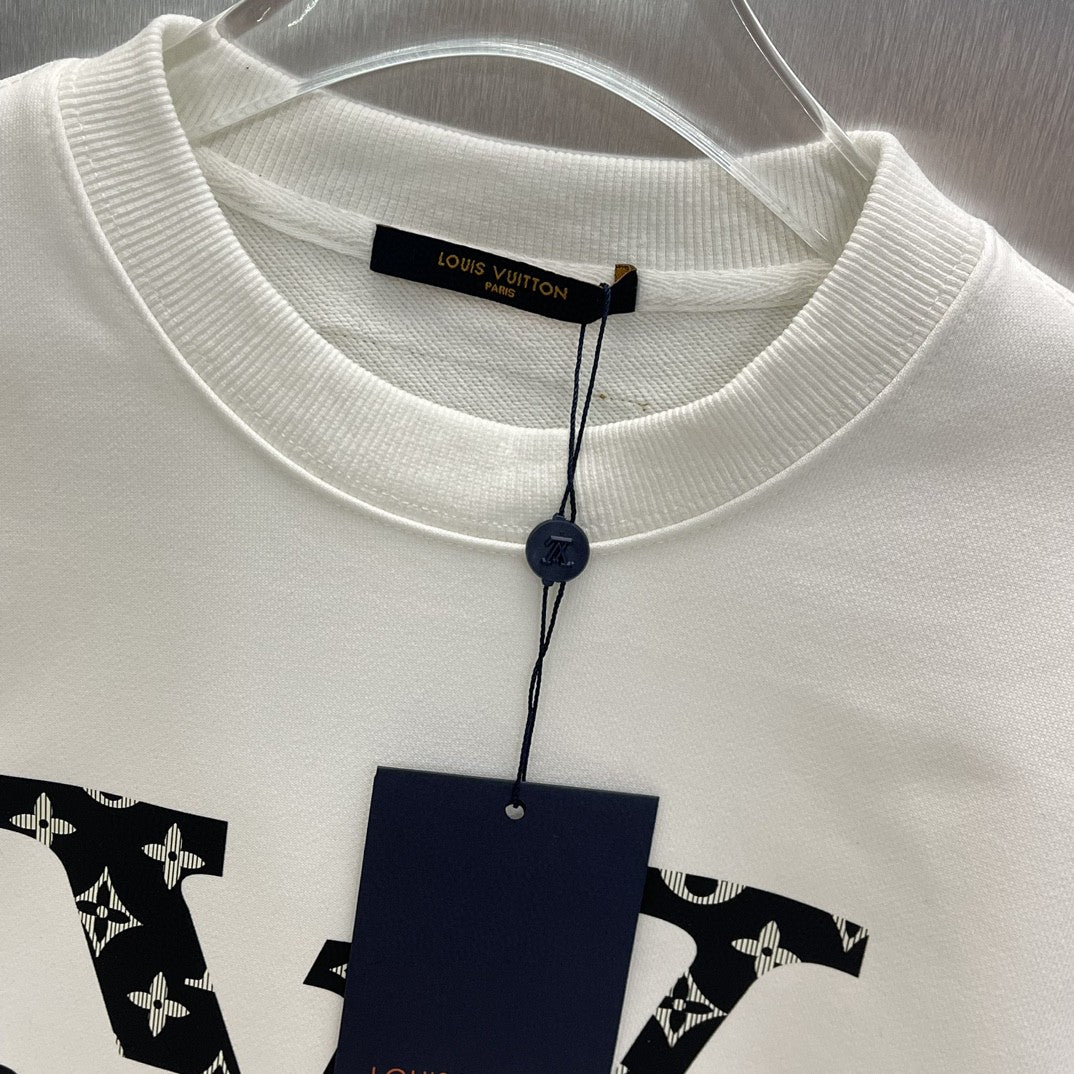 Louis Vuitton Sweatshirt