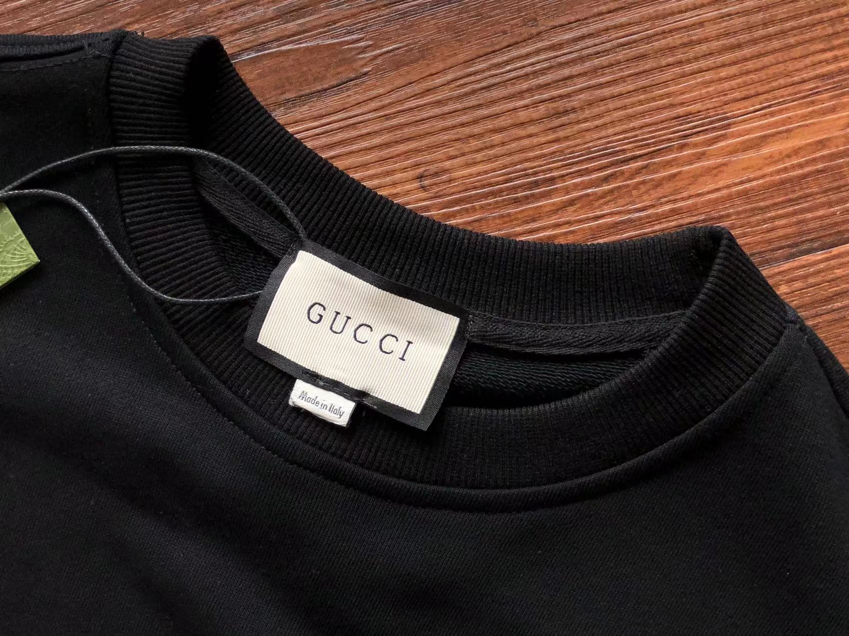 Gucci Sweatshirt
