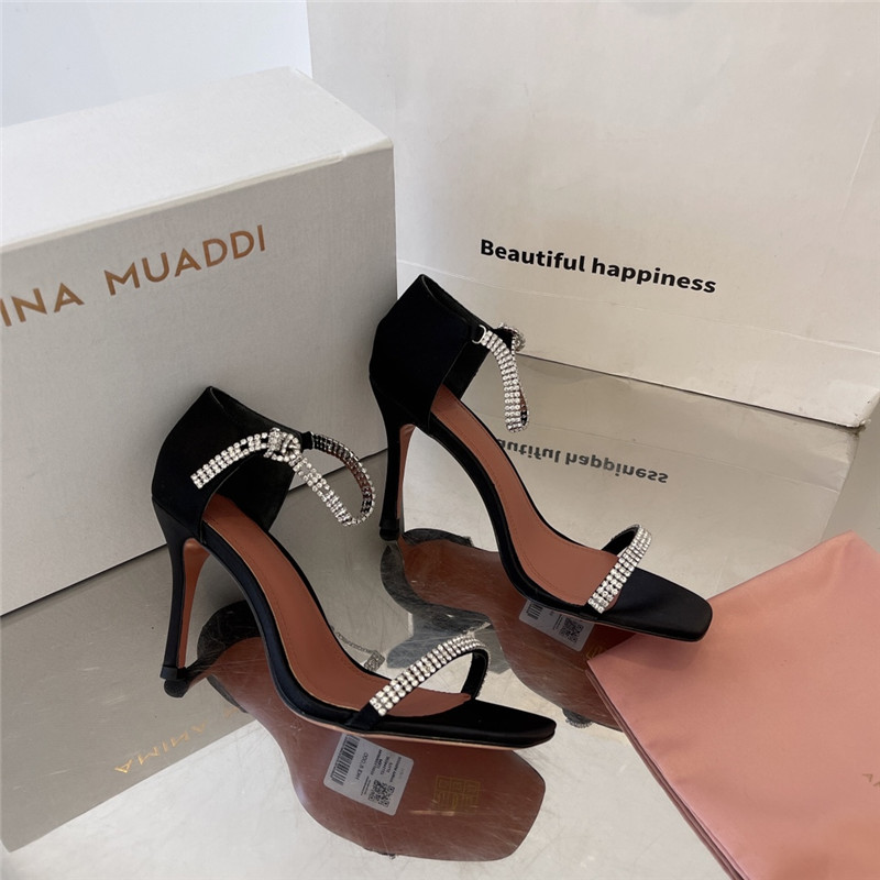 amina muaddi giorgia heels