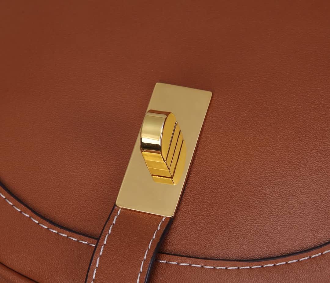 Celine Small Besace 16 Cowhide Replica Saddle Bag