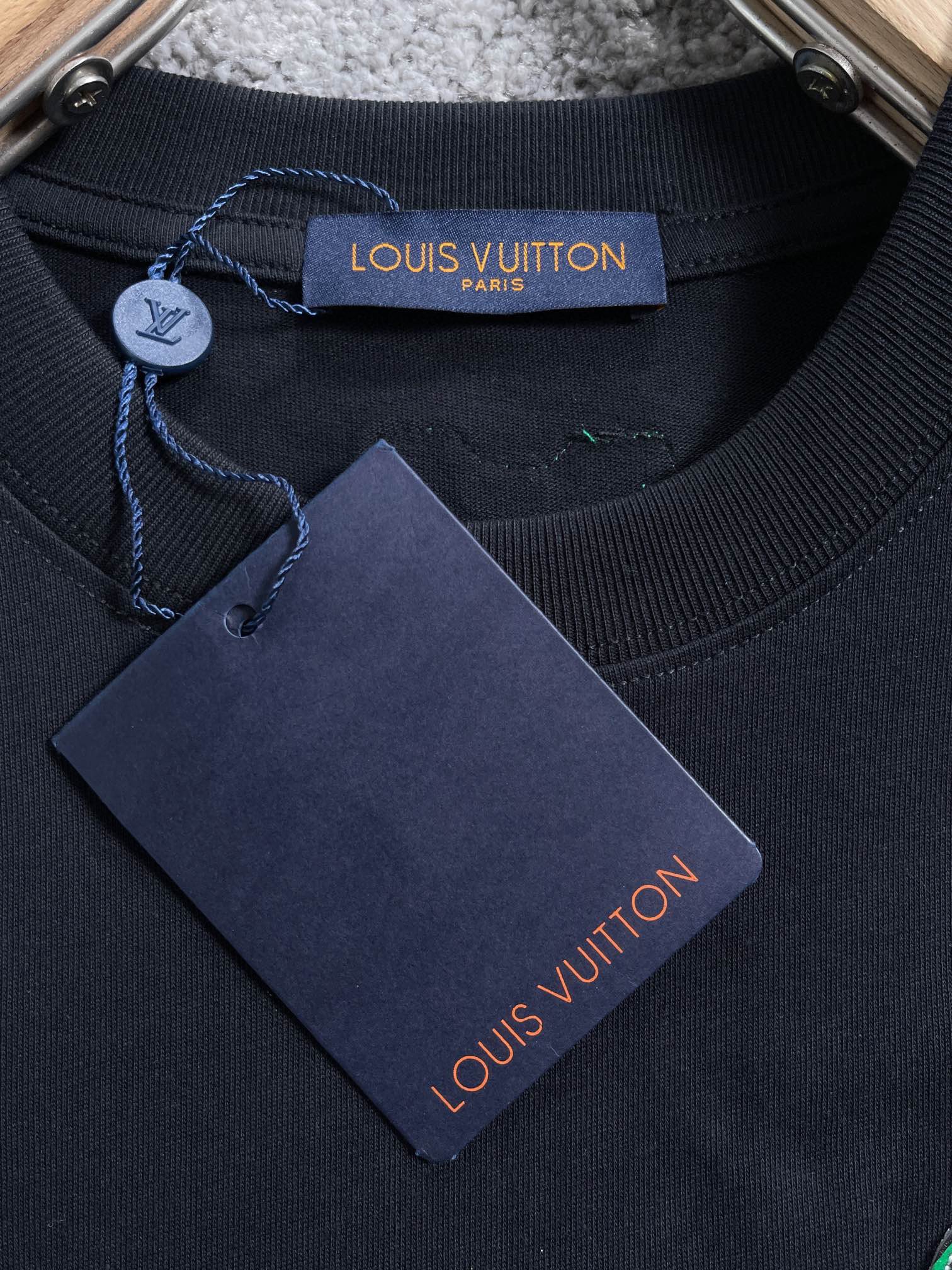 Louis Vuitton T-shirt