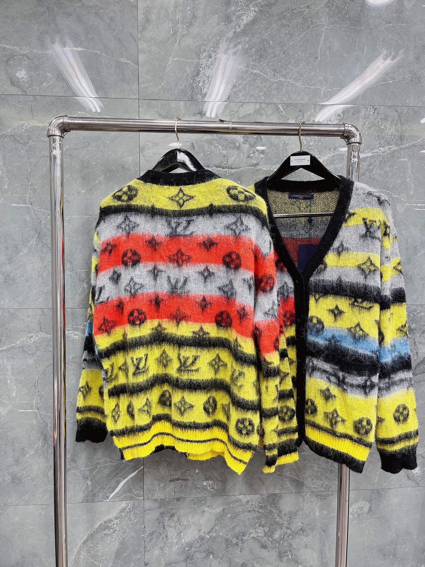 Louis Vuitton Cardigan