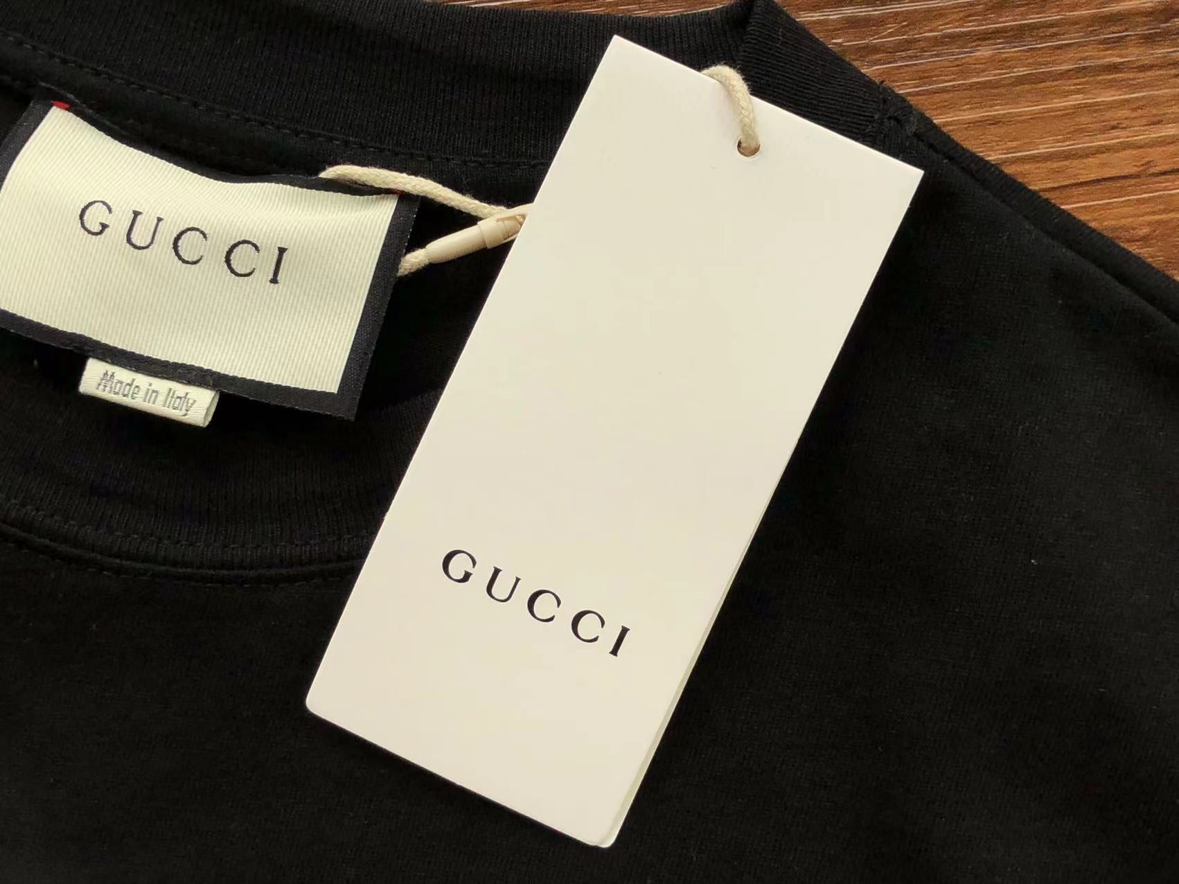 Gucci T-shirt