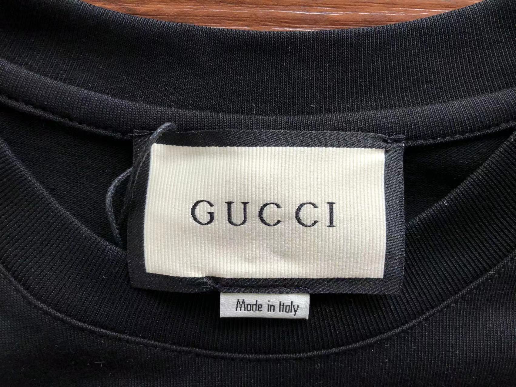 Gucci T-shirt