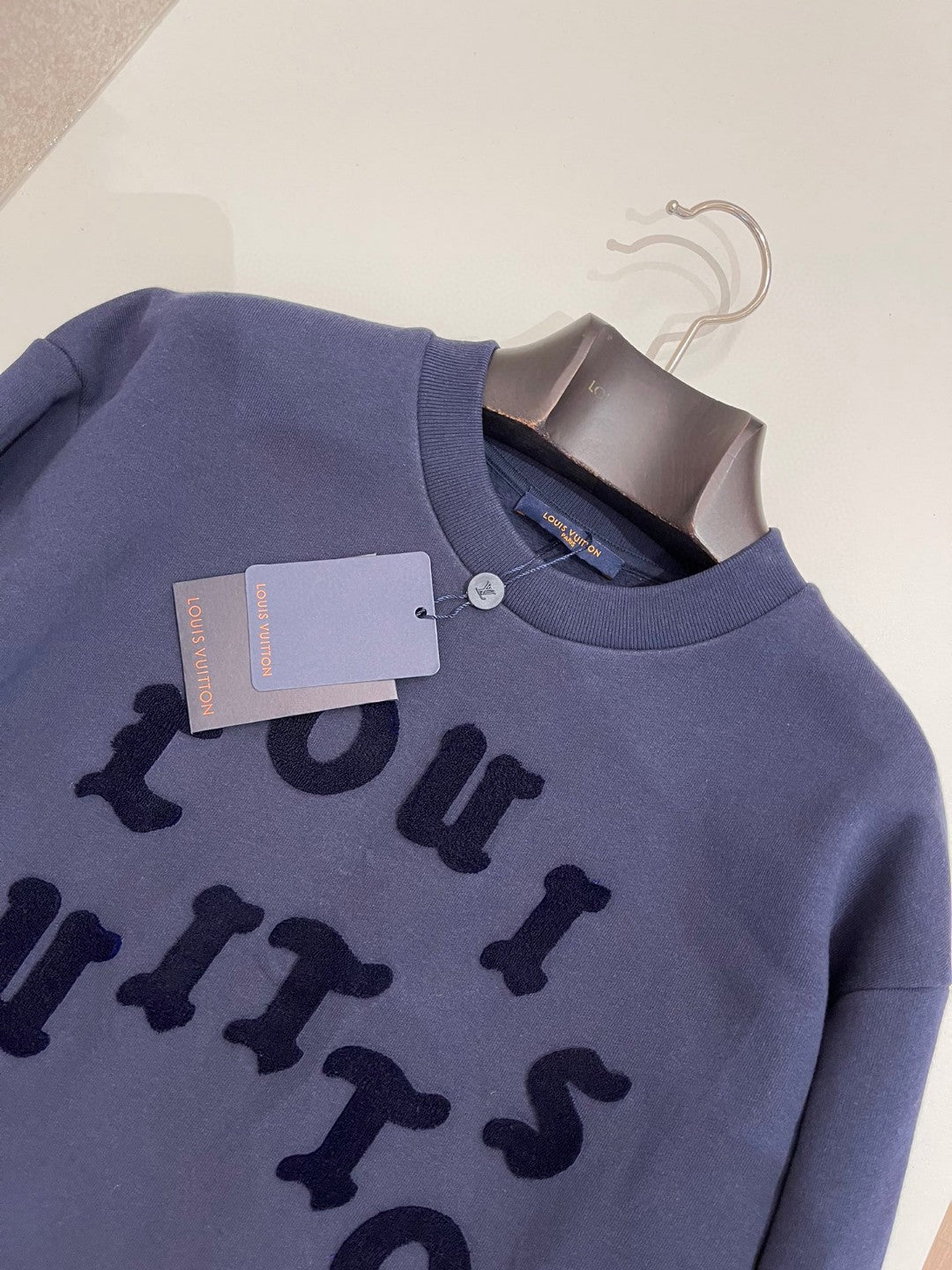 Louis Vuitton Sweatshirt