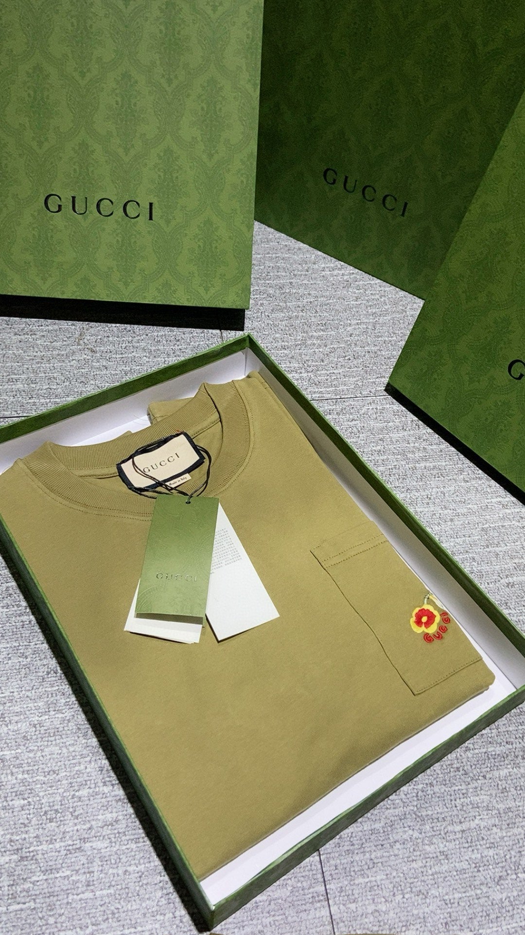 Gucci T-shirt