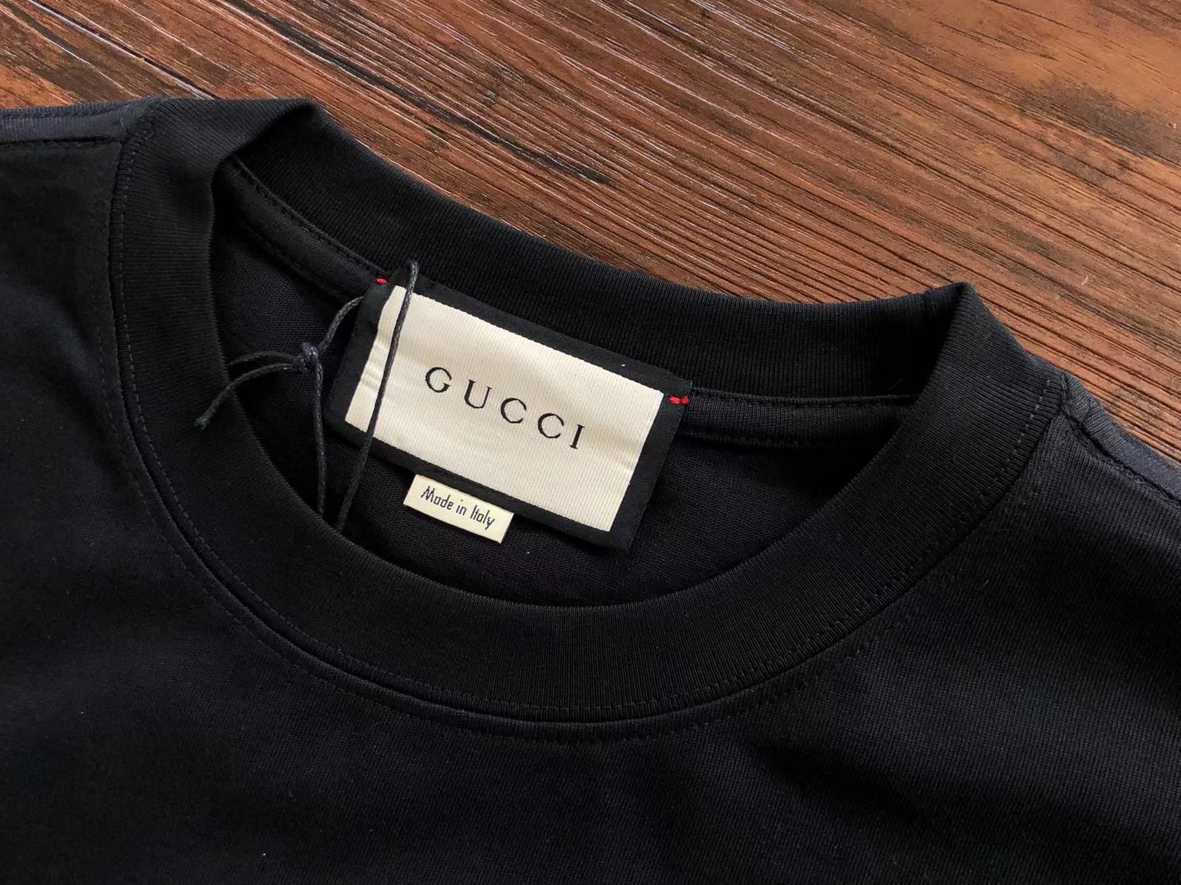 Gucci T-shirt