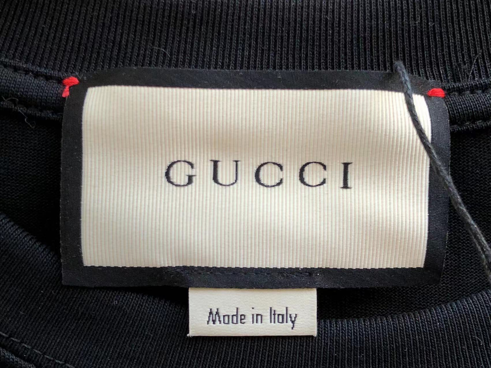 Gucci T-shirt