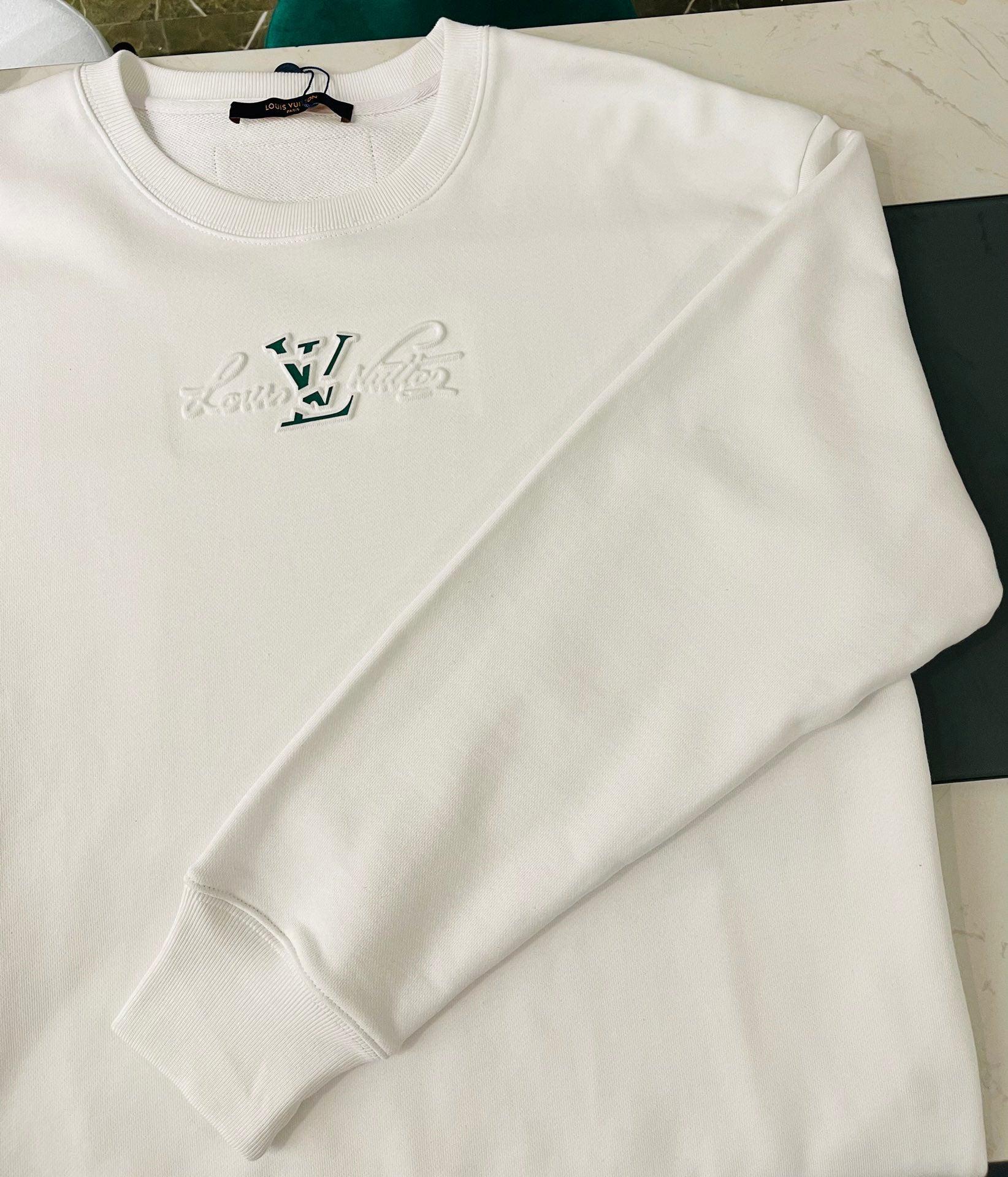 Louis Vuitton Sweatshirt