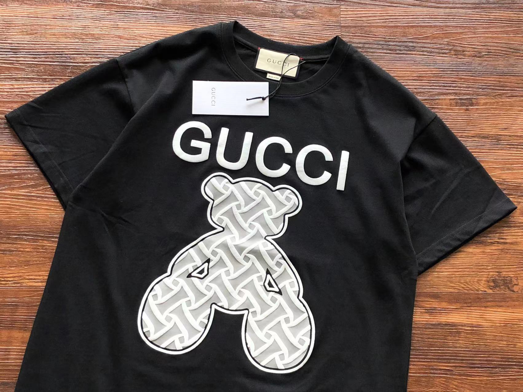 Gucci T-shirt