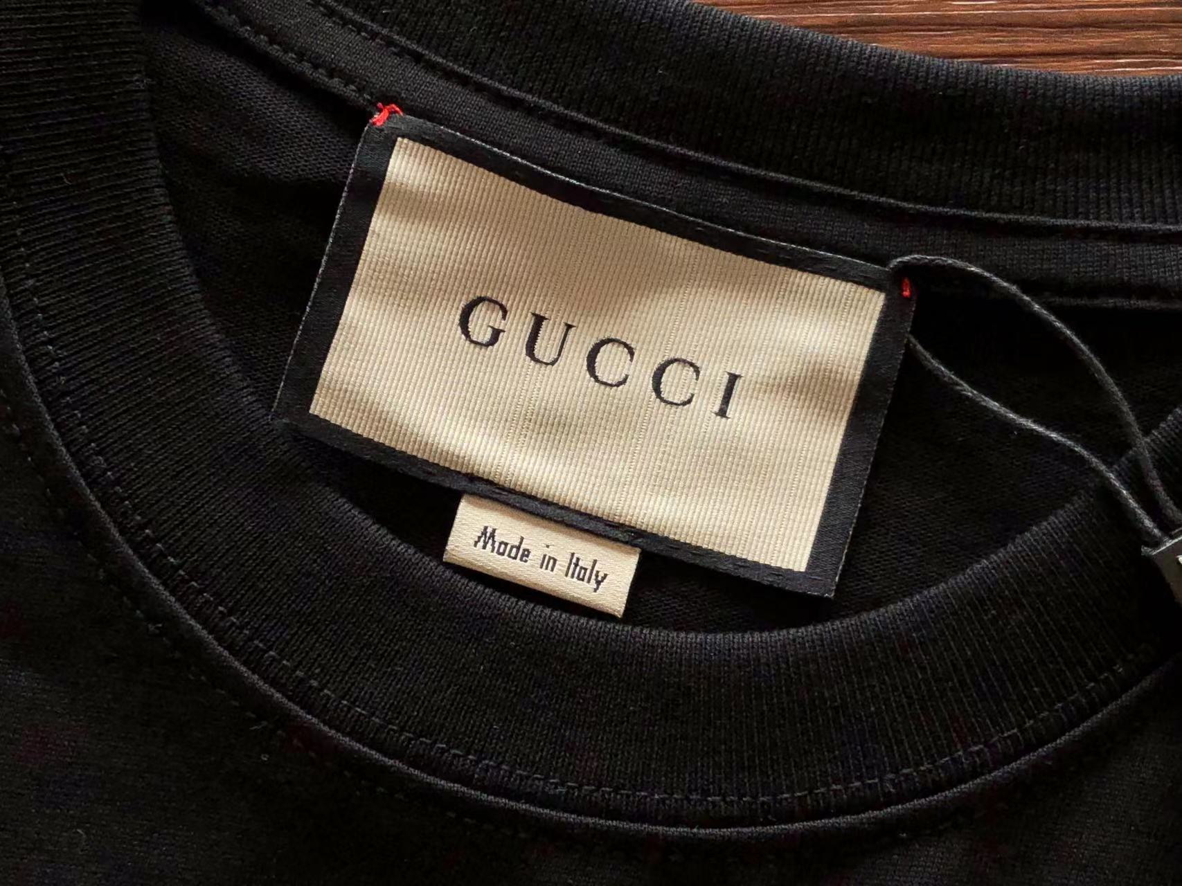 Gucci T-shirt