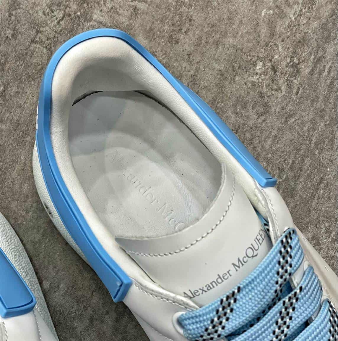 ALEXANDER MCQUEEN SNEAKER   AM21